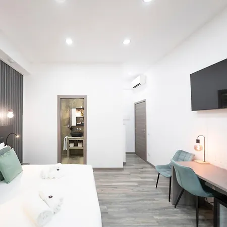 Trastevere Luxury 4*